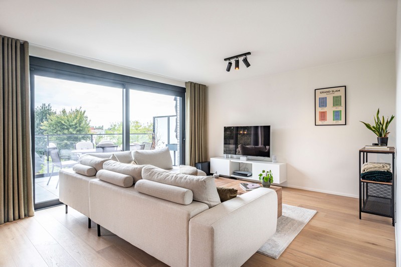 Prachtig afgewerkt appartement met ruim zonneterras én 2 slaapkamers in centrum Waregem TE KOOP! - foto 5