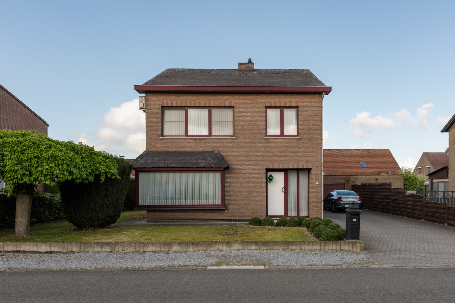 Goed onderhouden 3 SLK woning nabij het centrum van Lommel - foto 1