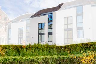 🏡 Maison 5 chambres à vendre – Uccle, Quartier Saint-Job avec jardin, terrasses et garageINFO et VISITES t :📞 Arthur Reynier – +32 479 94 92 71✉️...