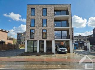 Newly built apartment on the second floor with 2 bedrooms and terrace, accessible by elevator Beautiful apartment with lots of light located in...