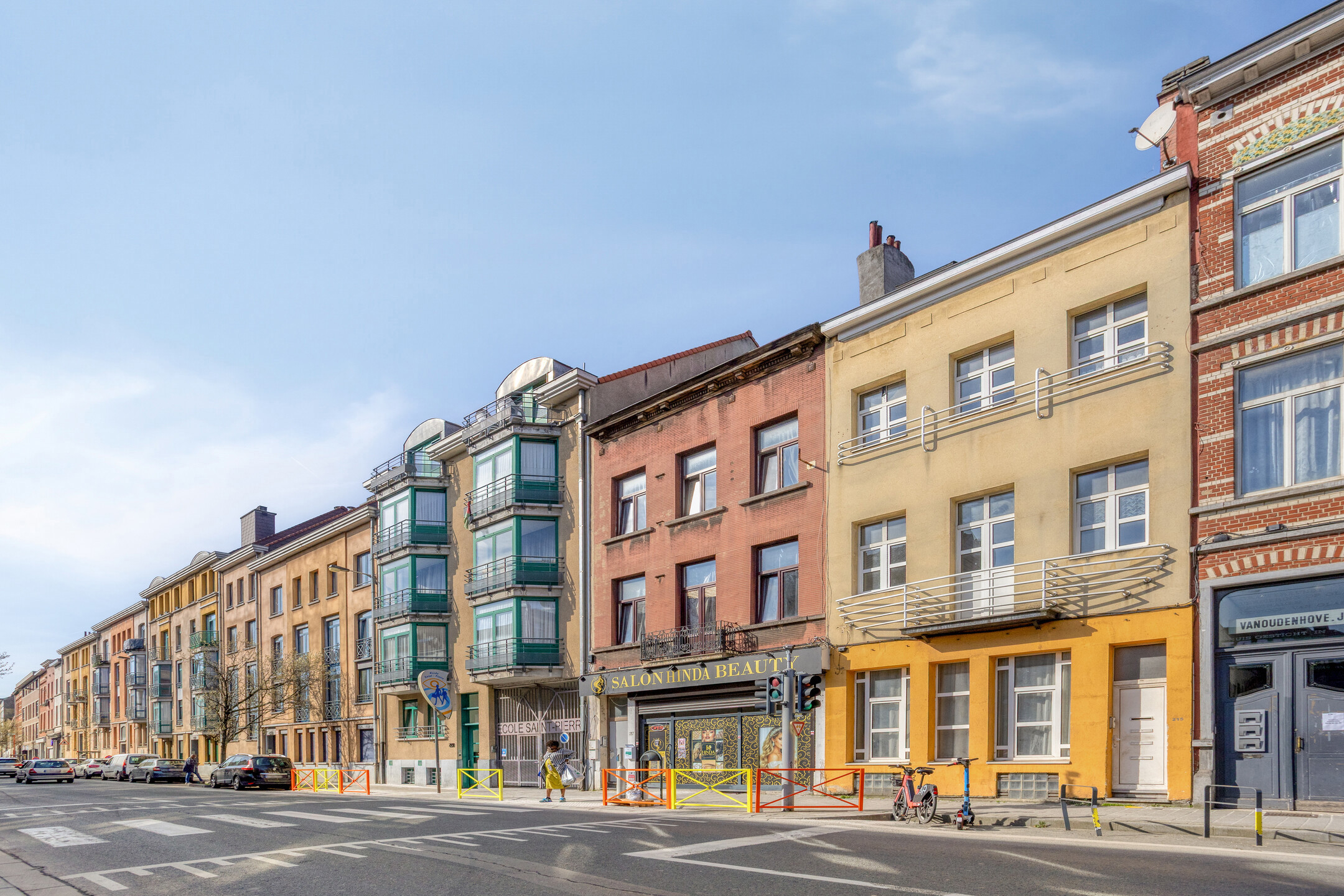Huis te koop in Anderlecht met 4 slaapkamers - foto 1