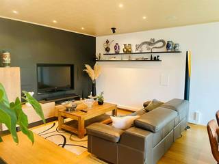 GOEDGELEGEN appartement met 2 slaapkamers en een GARAGE.Dit appartement gelegen op het eerste verdiep is instapklaar. Lichtrijke leefruimte met...
