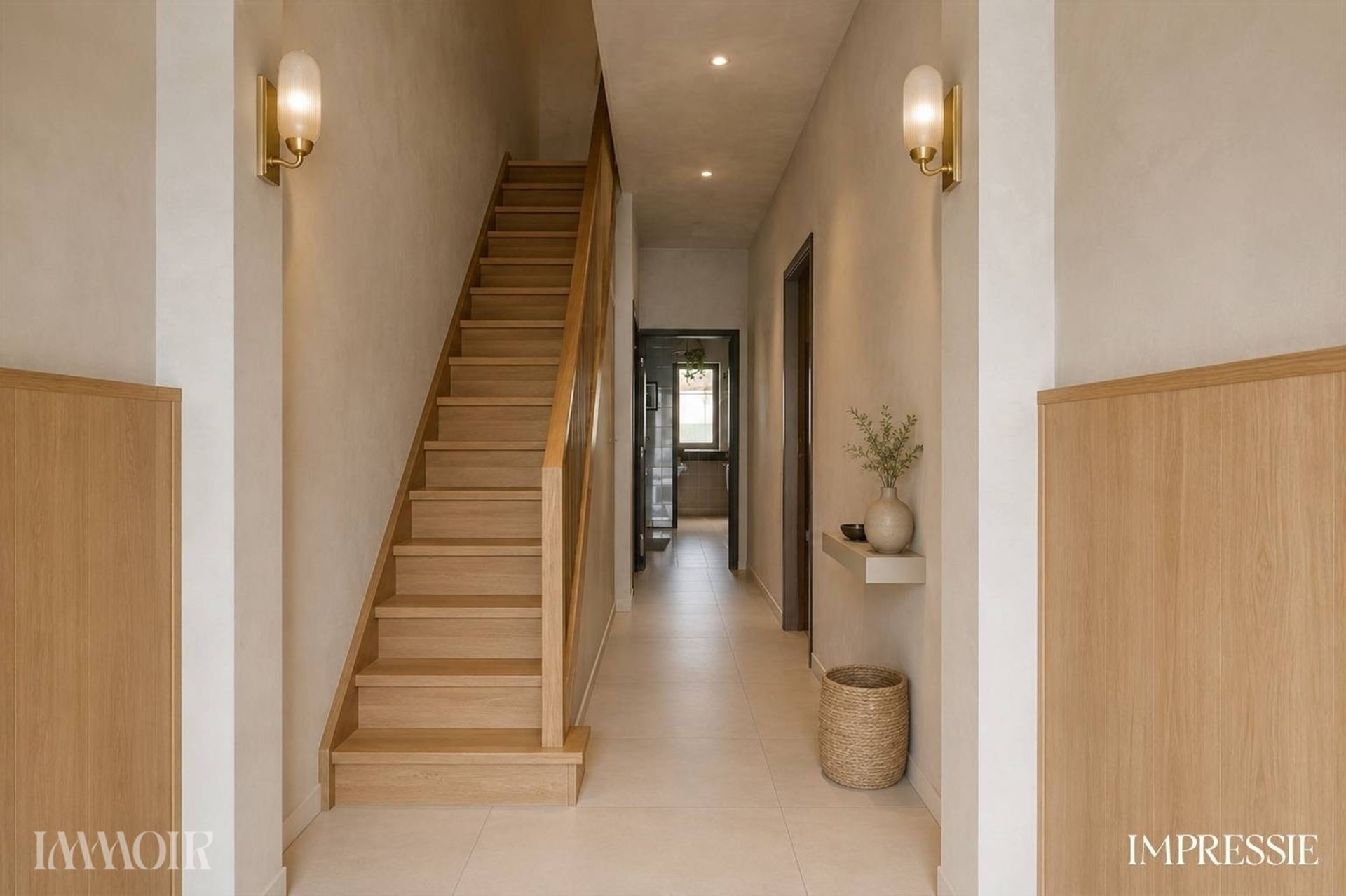 Ruime woning met stadstuin en tal van mogelijkheden op centrale ligging. - foto 4