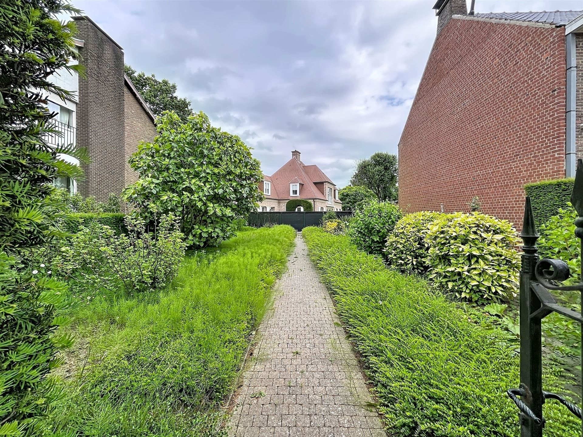 Bouwgrond (258m²) voor halfopen bebouwing - foto 3