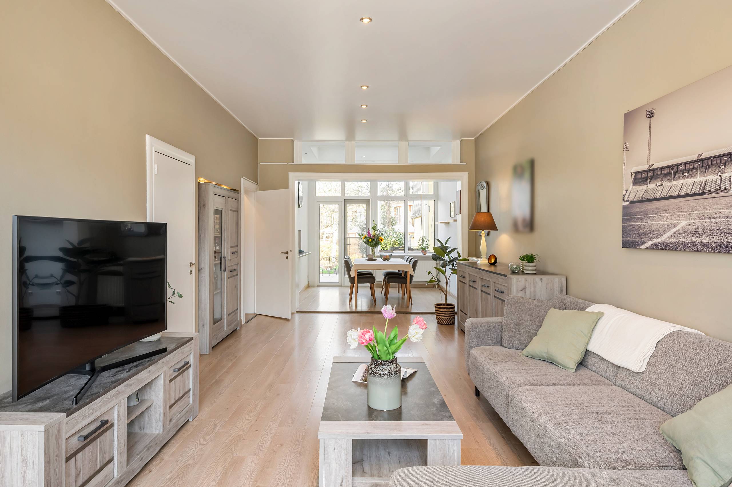 Karaktervolle woning met veranda en tuin tegenover het park - foto 5