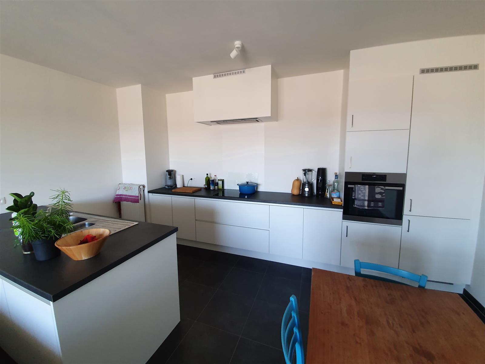 Energiezuinig en recent 2 slpk appartement van 77 m² met een terras van 7,5 m² - foto 4