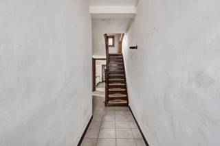 Deze halfopen bebouwing, rustig en landelijk gelegen in Aarsele, een deelgemeente van Tielt, vormt een uitstekende opportuniteit voor zowel...