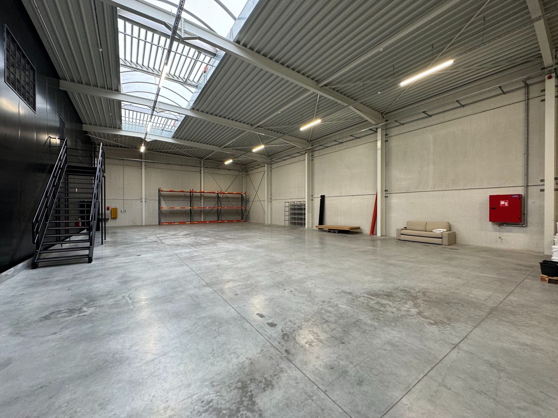 Magazijnruimte van 300m² te huur in Aalter - photo 4
