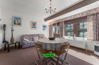 Deze studio is gelegen op een toplocatie in Blankenberge, op een steenworp van zowel de Zeedijk als het levendige stadscentrum.Deze studio bevindt...