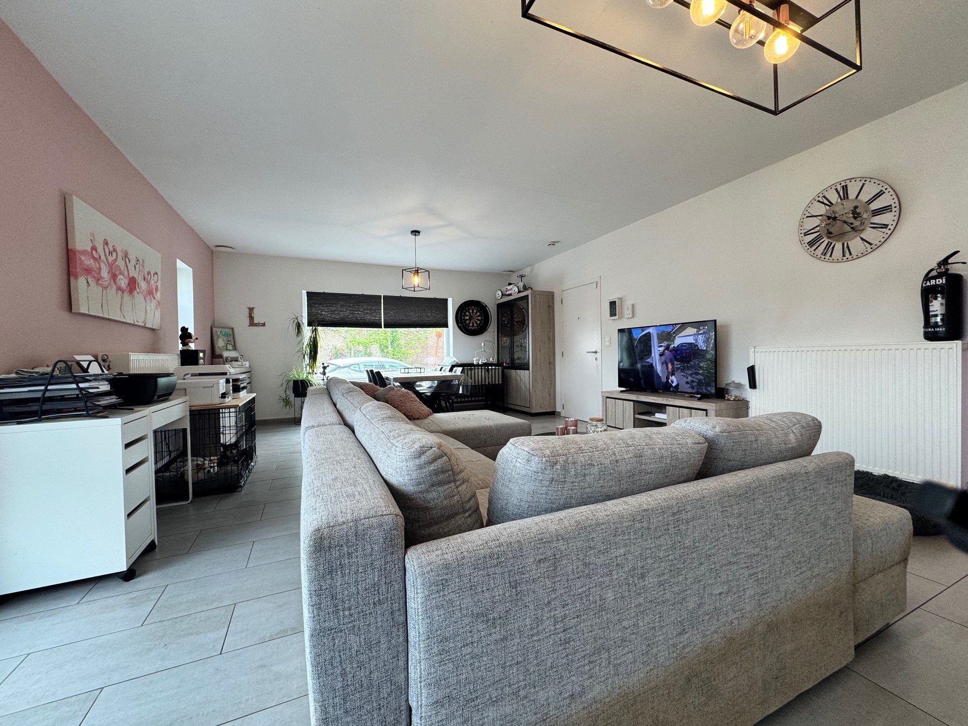 Prachtig gelijkvloers appartement met twee slaapkamers, tuin en garage - foto 2