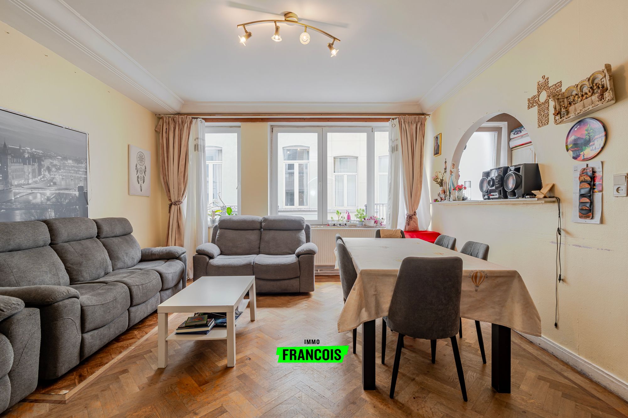 Prachtig 2-Slaapkamer Appartement in Sint-Joost-ten-Node - foto 3