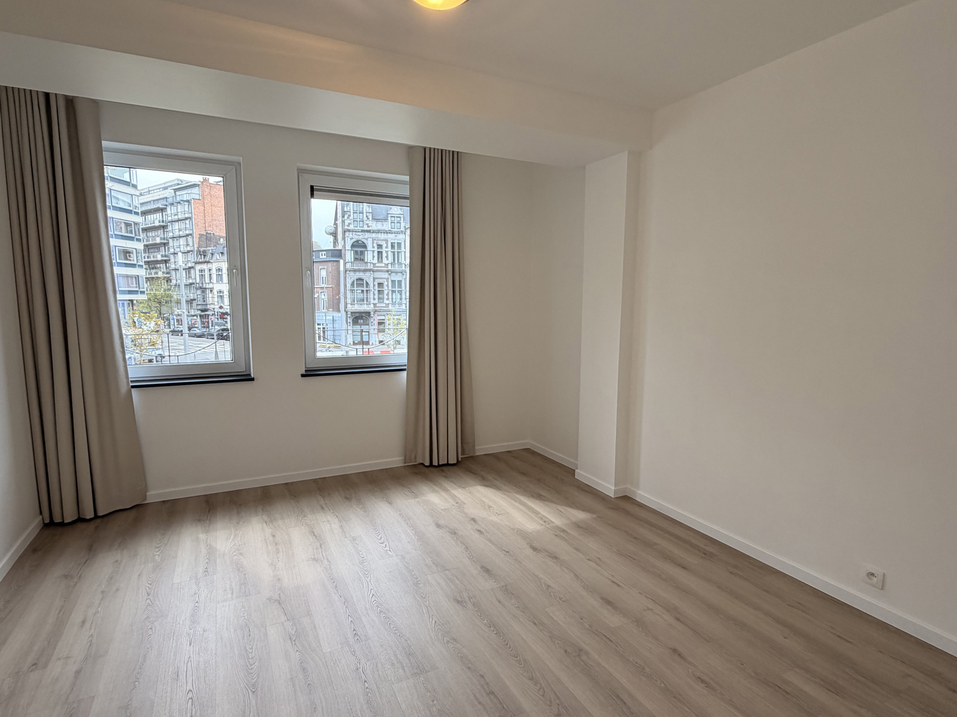 Appartement te huur in Luik met 2 slaapkamers - foto 2