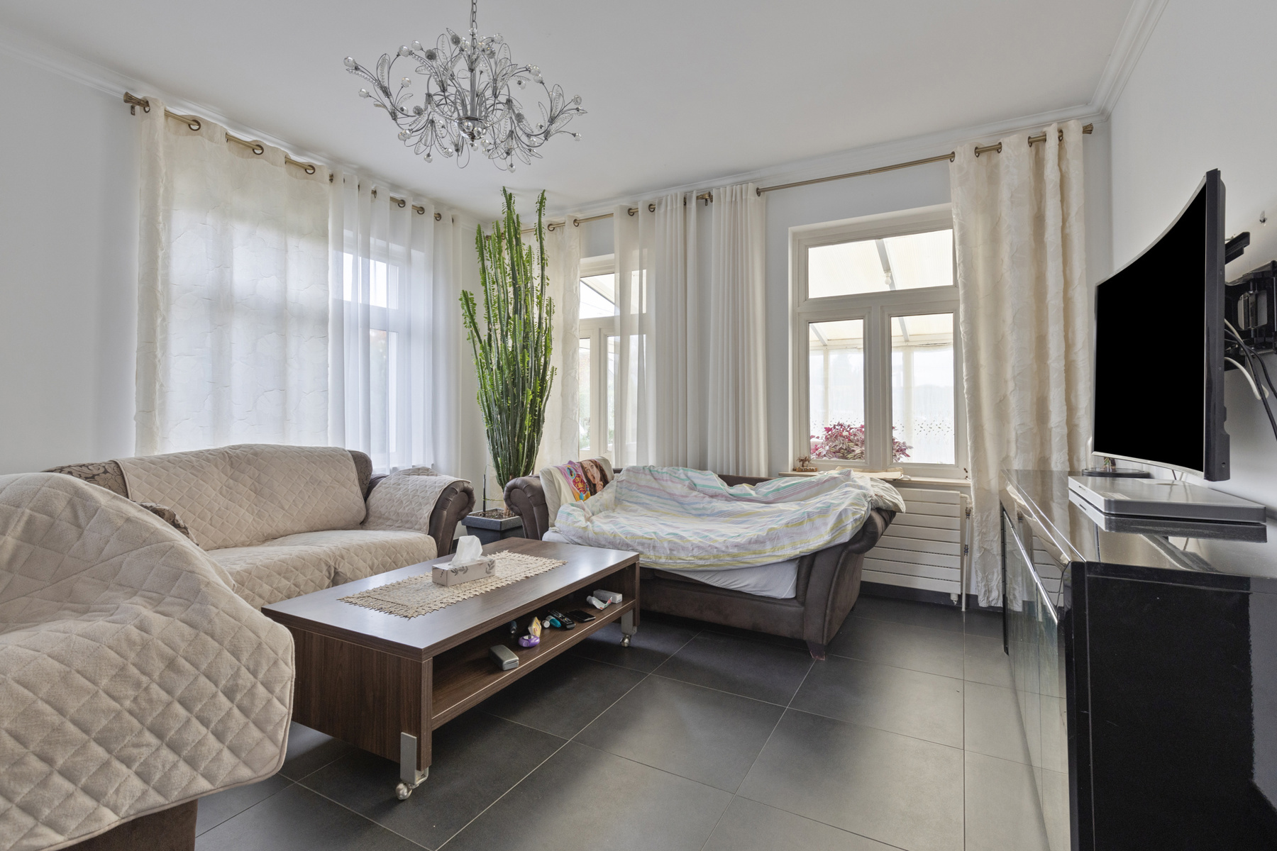 Ruime woning met 4 slaapkamers, veranda en tuin in Malderen - foto 5