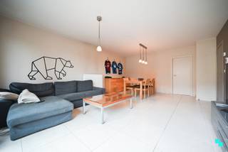 Ontdek dit appartement met twee slaapkamers, gelegen op de derde en tevens hoogste verdieping van residentie 'Dave', ter hoogte van het...