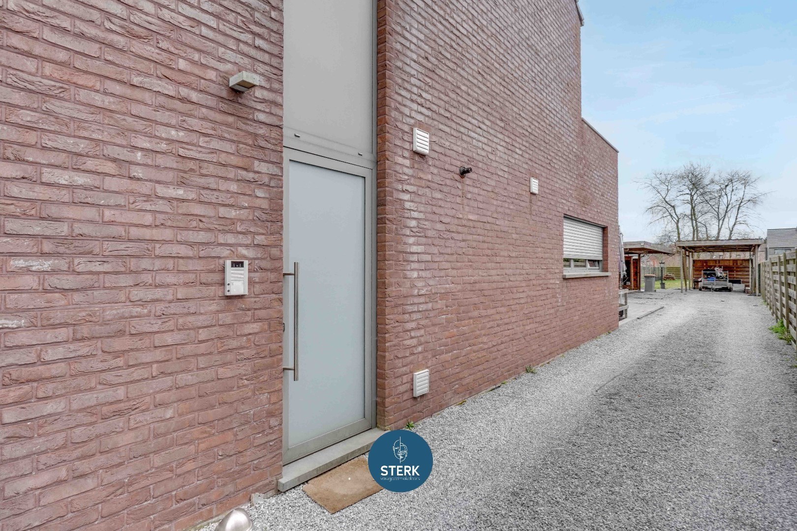 INSTAPKLAAR DUPLEX-APPARTEMENT MET ZOLDER TE MAASMECHELEN ! - foto 5