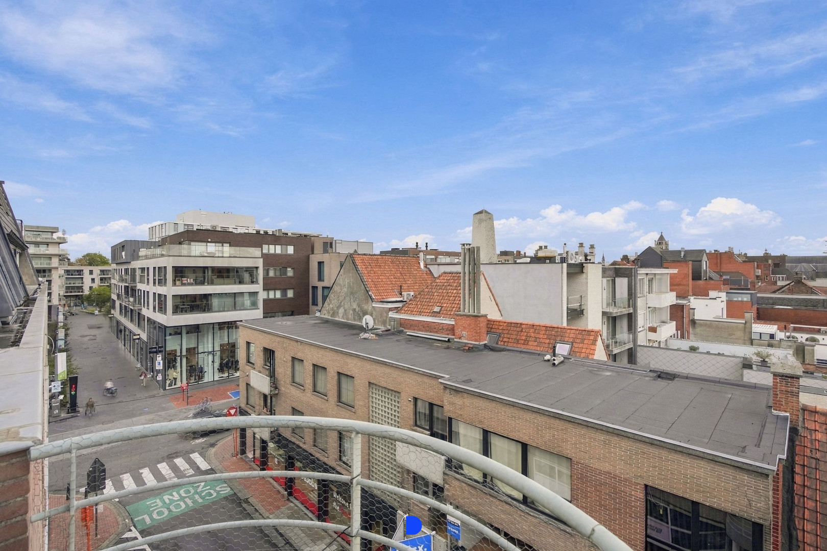 Ruim dakappartement in het centrum van Roeselare - foto 4