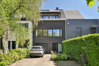 Kijkdag zondag 10 mei vanaf 10u - vooraf inschrijven verplicht: 03.449.42.41 - hallo@habicom.be  Biedingen mogelijk tot dinsdag 12 mei 18u Deze...