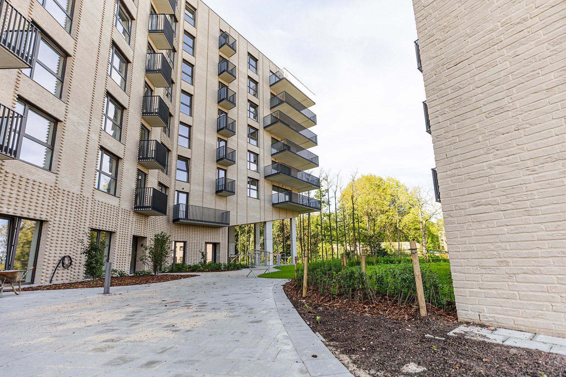 Appartement à vendre à Neder-Over-Heembeek avec 3 chambres - photo 1