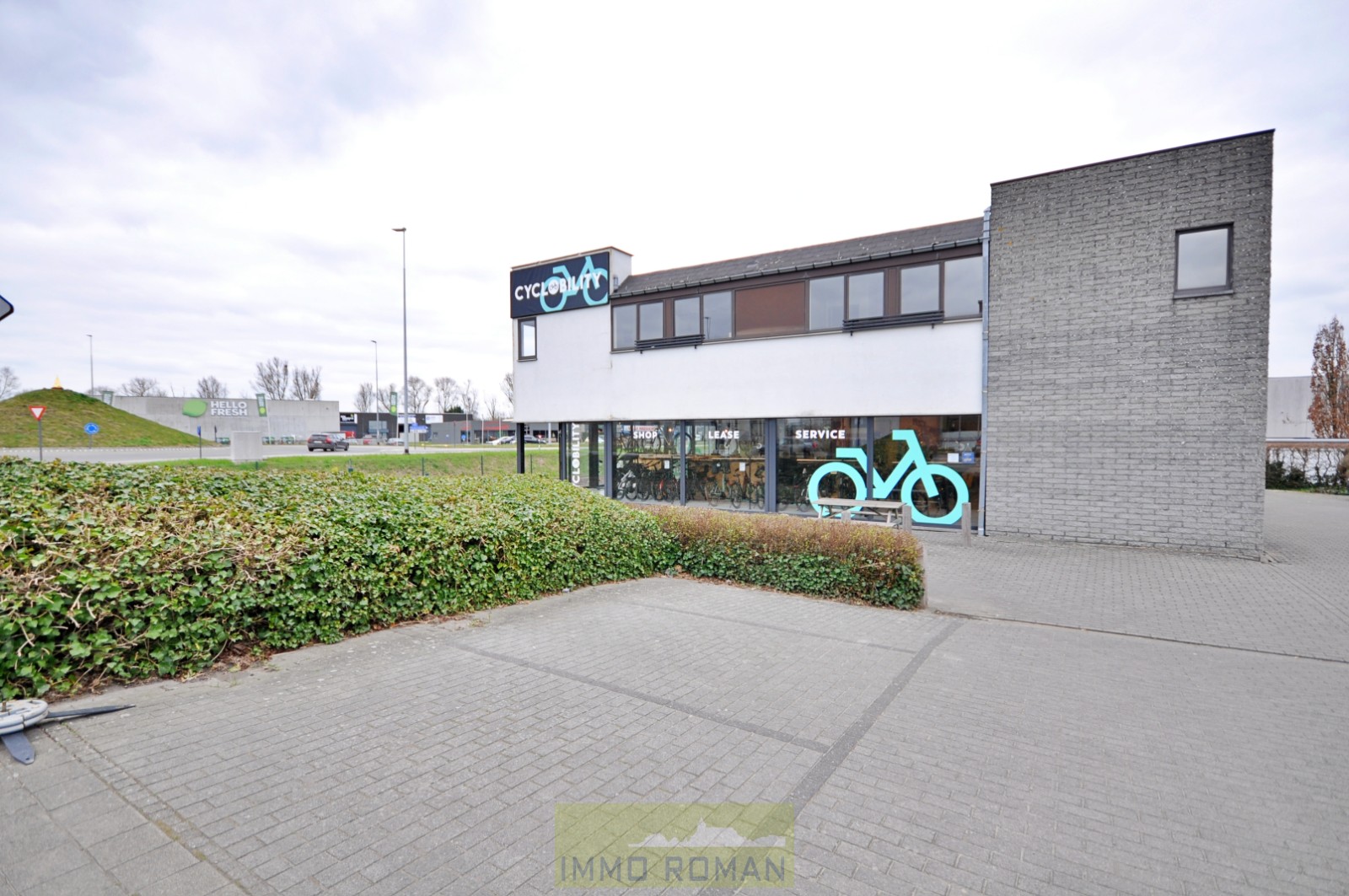 Goed gelegen handelspand te Kluisbergen - foto 1