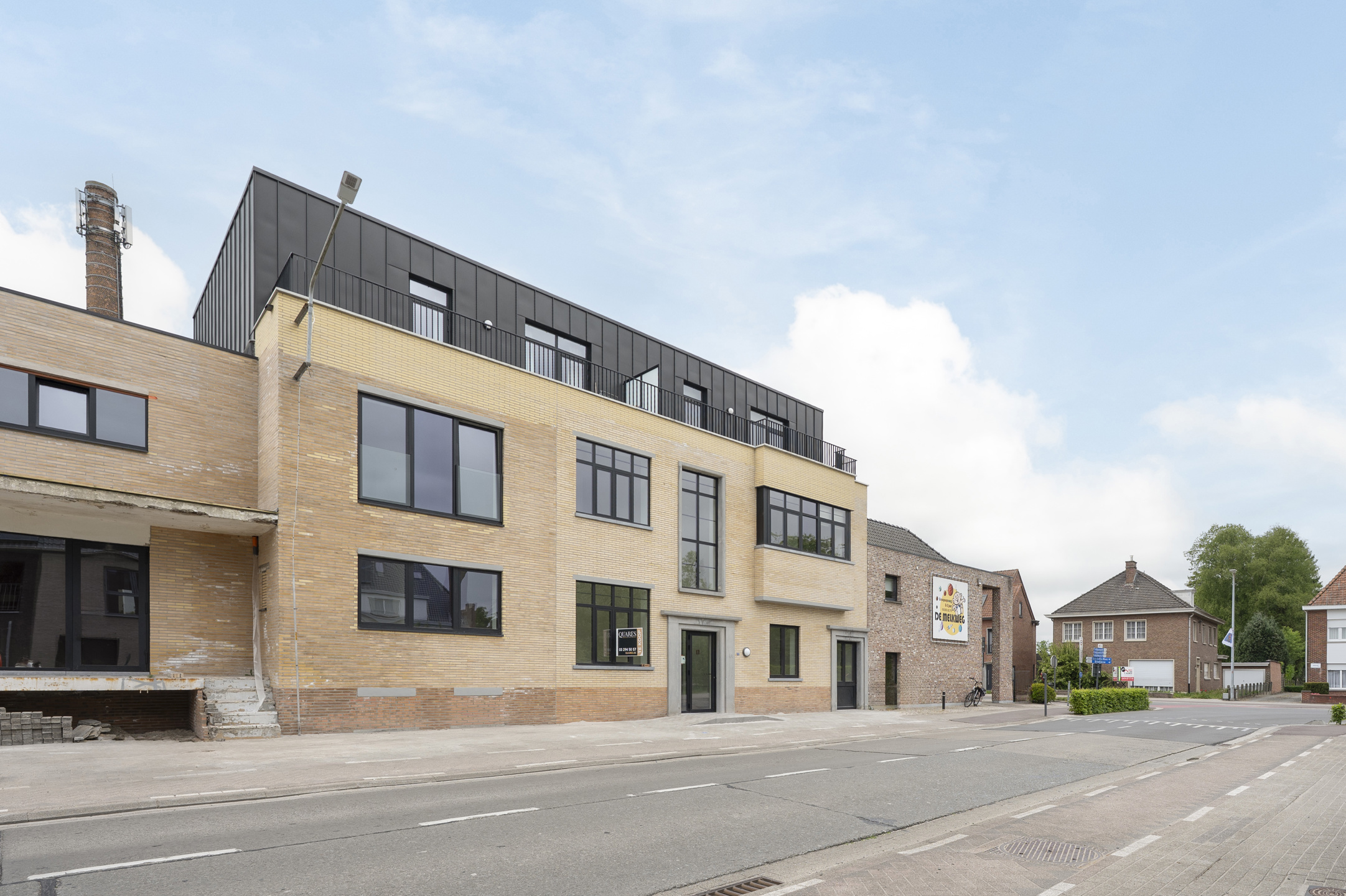 Nieuwbouw 3 slaapkamer appartement met tuin in hartje Sinaai - foto 5