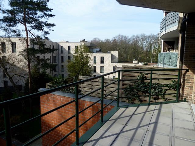 Genk, Jan Habexlaan 7 bus 22: Ruim en degelijk appartement appartement met 2 slaapkamers, ondergrondse autostaanplaats en zuidgericht terras. - foto 5