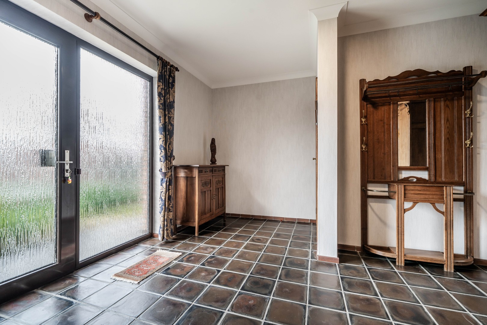 Comfortabele gezinswoning met 3 slaapkamers en verzorgde tuin - foto 2