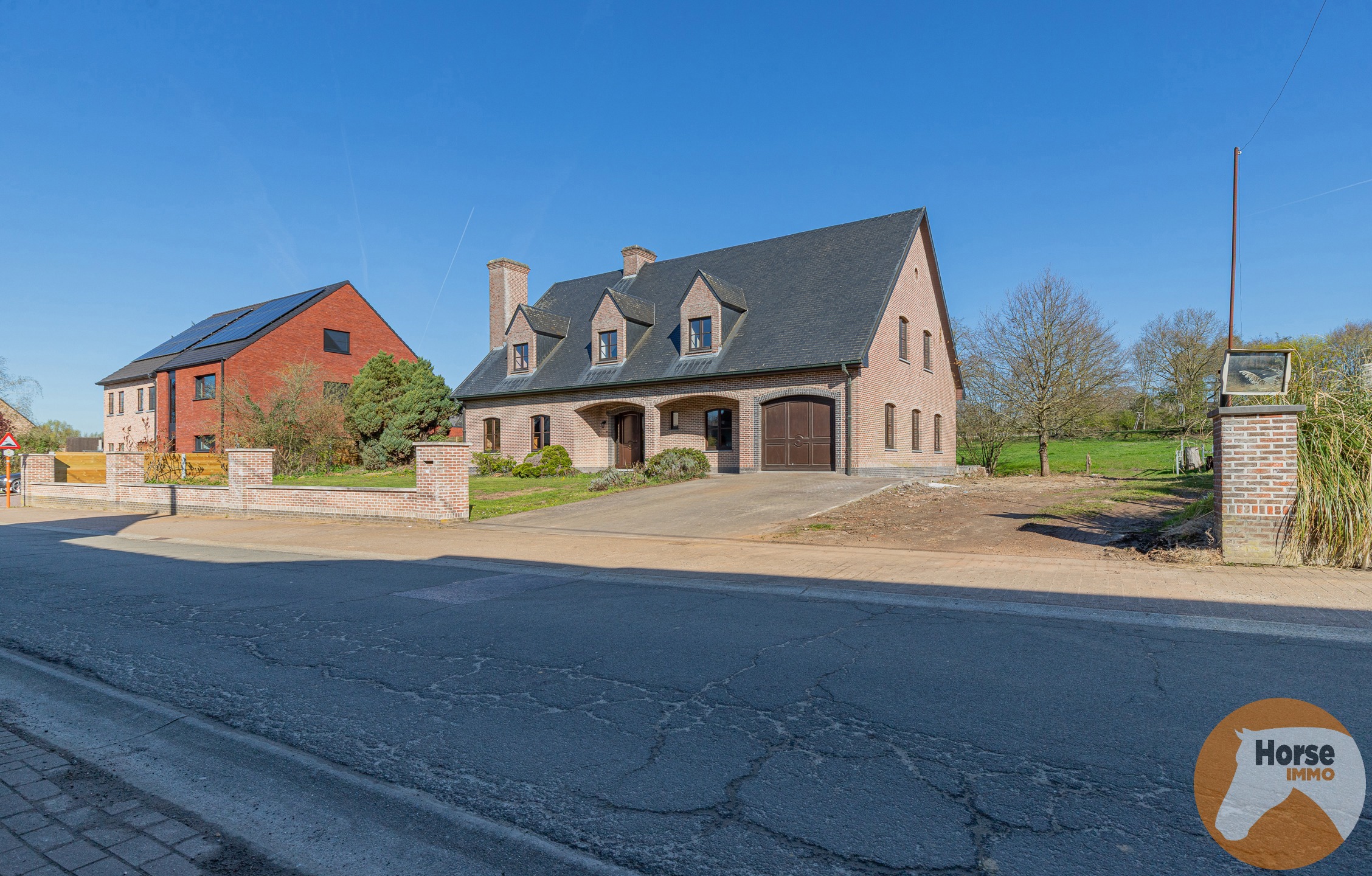 ERPE-MERE - Ruime villa met potentieel in rustige straat - foto 2