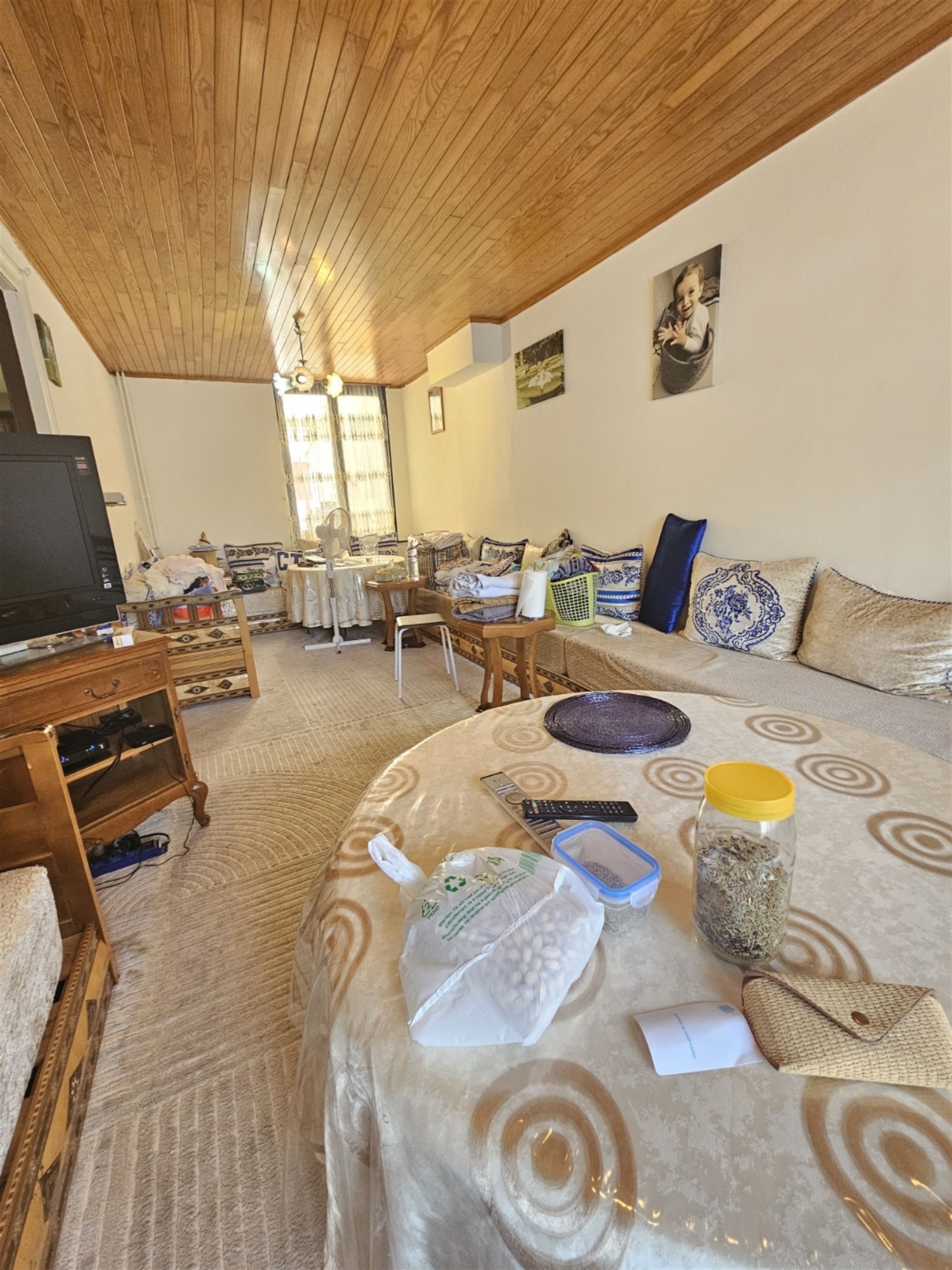 Gezinswoning met 5 slaapkamers en garage - foto 4