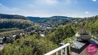 HOTEL BEAU SITE ligt op een terrein van iets meer dan 3 hectare in de gemeente Trois Ponts in de provincie Luik, waar de Amblève en de...