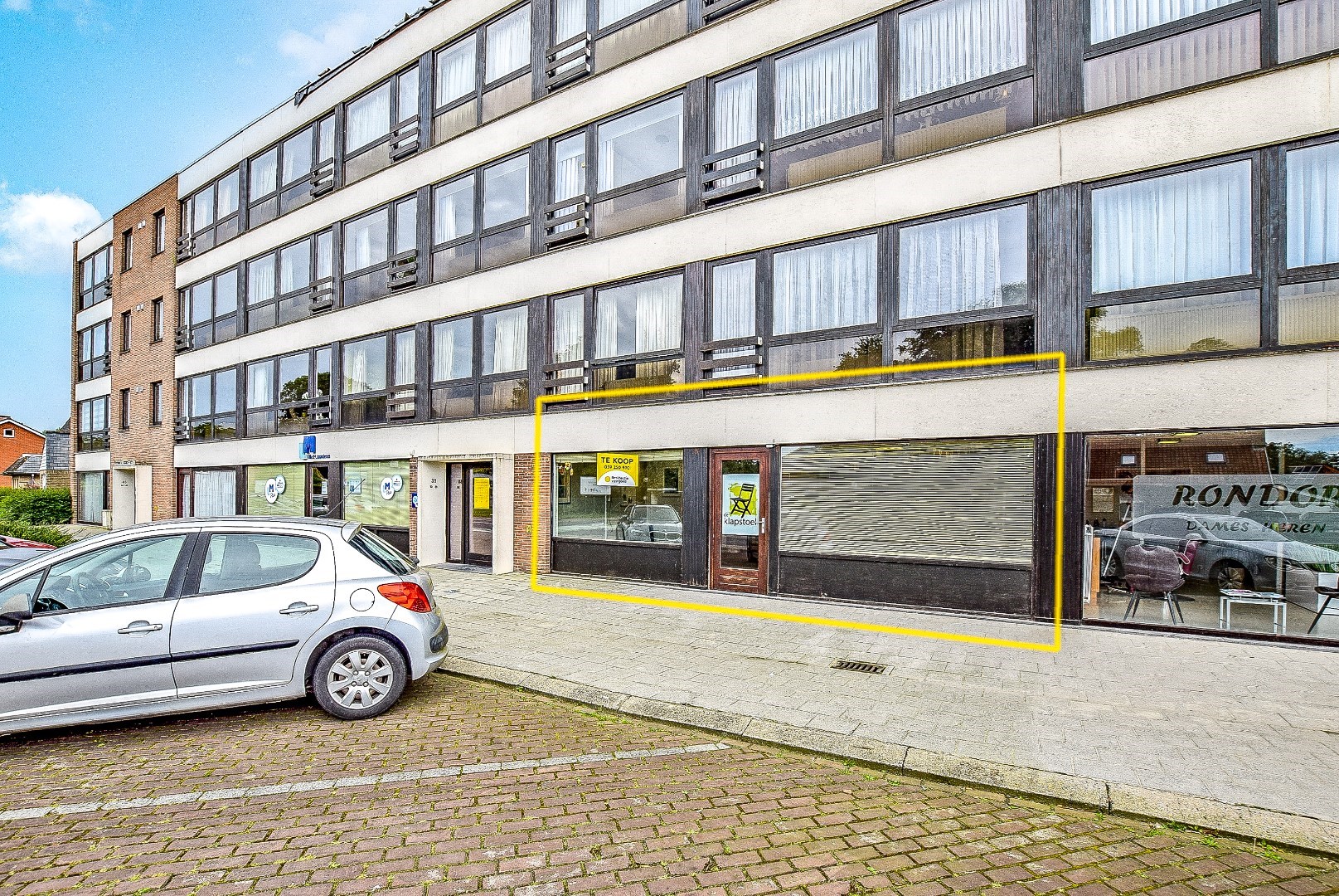 Commercial for rent in Diksmuide - photo 1