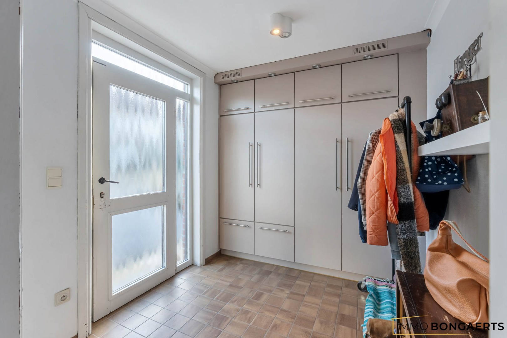 Gelijkvloers appartement met 3 slaapkamers - foto 3