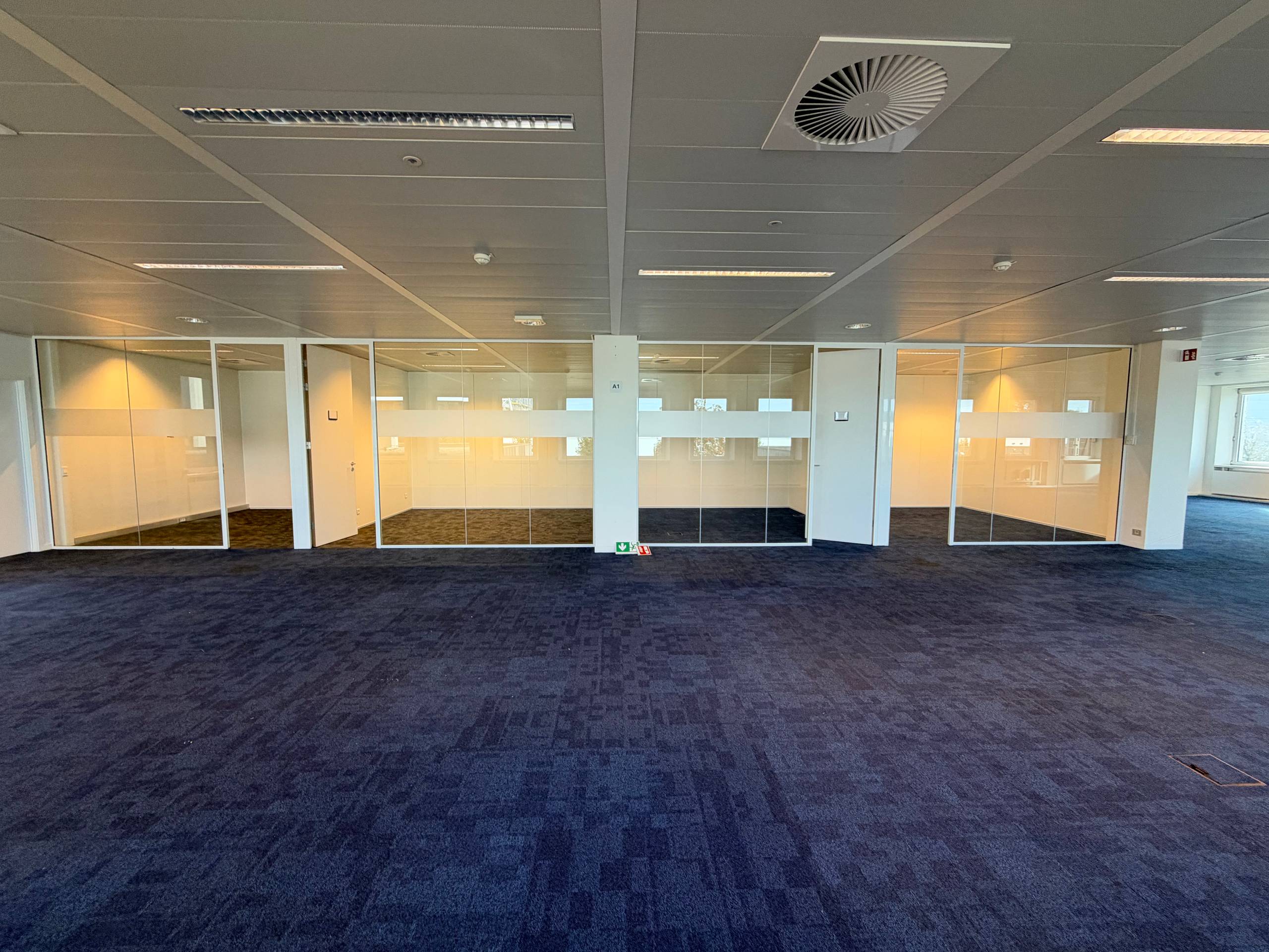 INSTAPKLARE KANTOORRUIMTE VAN 313 m² NABIJ DE E19 TE KONTICH - photo 5