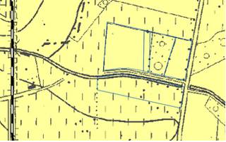 Blok 4 van percelen landbouwgrond + 1 perceel bos. Het eigendom paalt aan de openbare verharde Rooiveld straat en is verdeelt in 2 blokken,...
