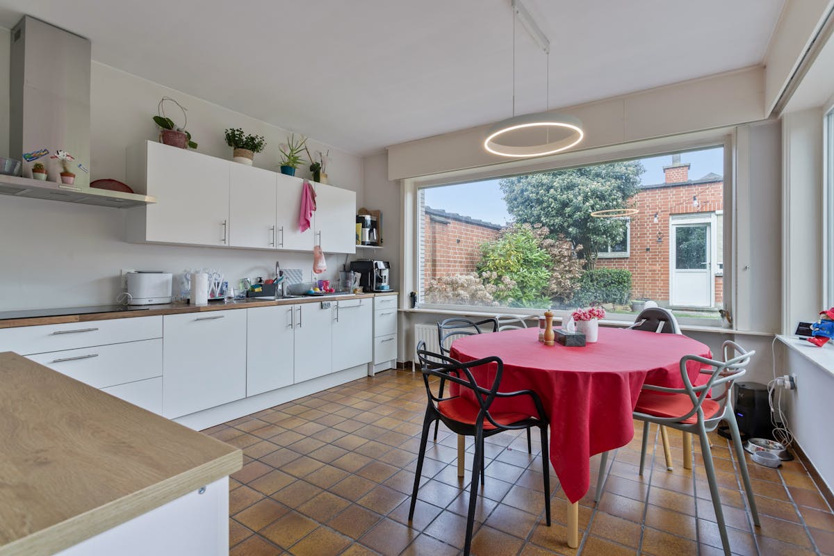 House with warehouse for sale in Bissegem - photo 4