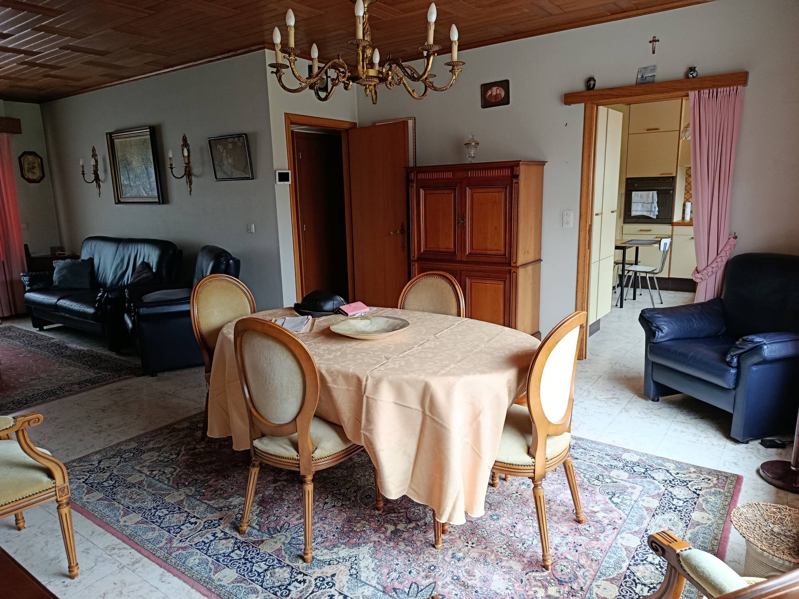 Ruime gezinswoning met 4 slaapkamers en zuidgerichte tuin - foto 5