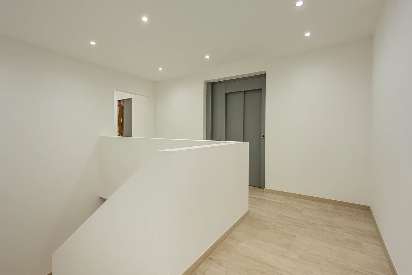 Karaktervolle "BEN" luxe duplex-appartement gelegen in het hart van Lokeren - foto 4