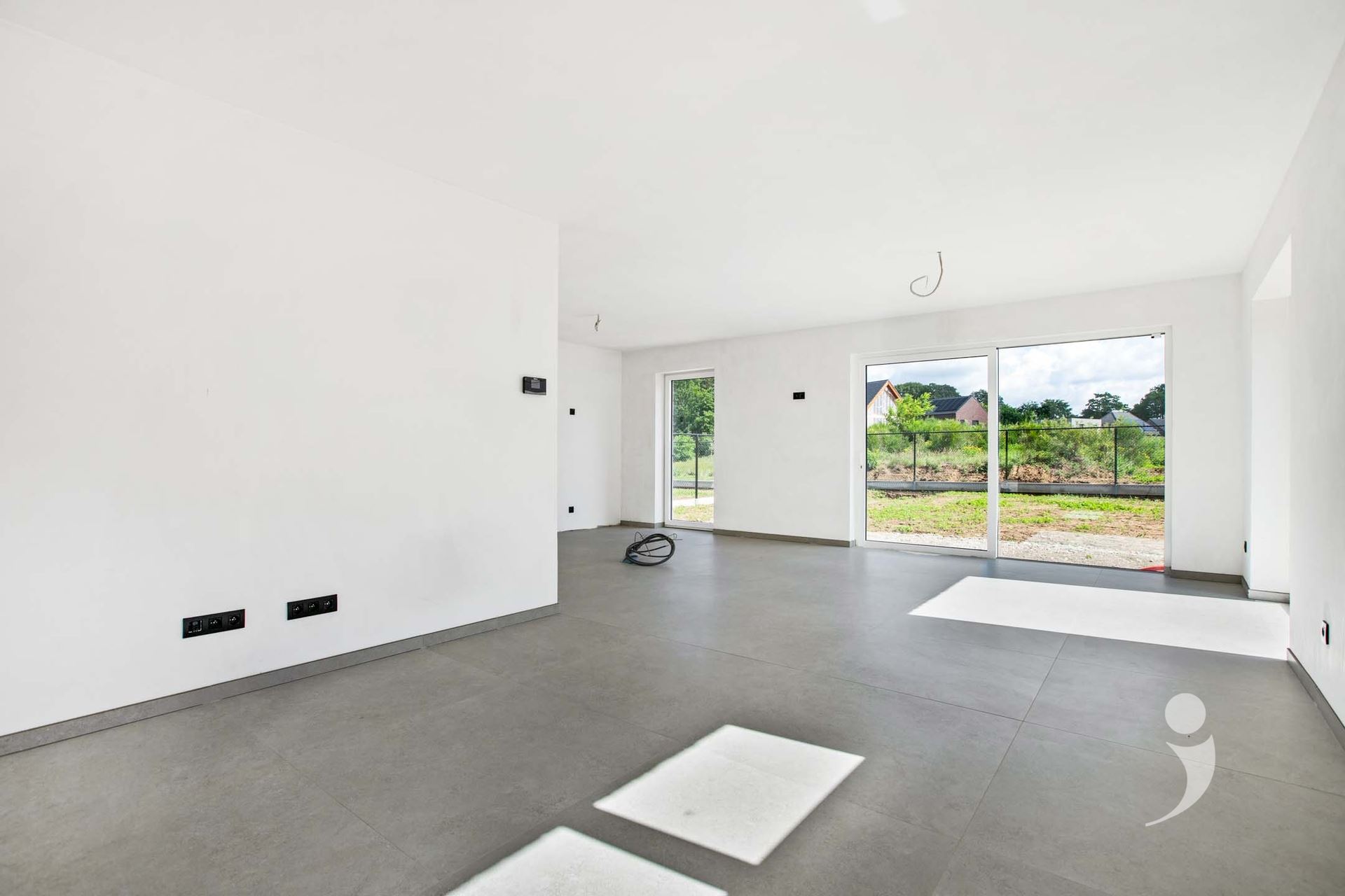 Knappe nieuwbouw woning op een rustige locatie! - foto 5