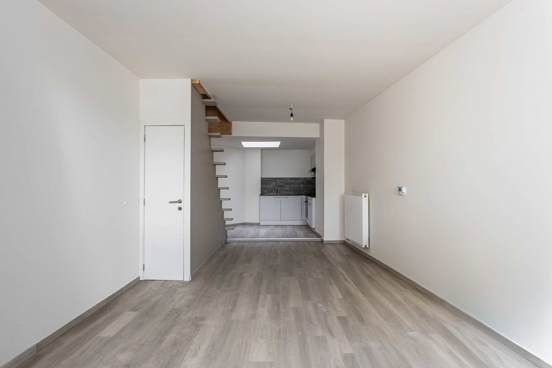 recente gerenoveerde woning met 2 slaapkamers. - foto 2