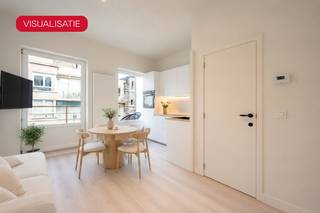Gerenoveerd appartement met EPC-label A op het eerste verdiep in centrum Wenduine. Kleine residentie waardoor geen gemeenschappelijke kosten.Op slechts enkele stappen van zee, winkels en het bruisende centrum, combineert dit appartement comfort, kwaliteit en een topligging aan de Belgische kust. De indeling is als volgt: woonkamer met open geïnstalleerde keuken, badkamer (wastafel, douche en toilet) en slaapkamer. Tevens zonnig terras waarop men volop kan genieten van de rust en zon.<br /><br />Dankzij zijn instapklaar karakter is dit de ideale woonplek voor wie op zoek is naar een tweede verblijf, investering of gezellige thuisbasis aan zee.<br /><br />Voor meer informatie of een bezoek ter plaatse contacteer Gaëlle op het nummer 0479 17 17 17