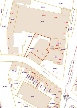 <p><span>Havenstraat. Meerdere bestemmingen mogelijk, afgesloten terrein met: 3 </span><span>garageboxen</span><span>; </span><span>parkeerplaatsen</span><span>; </span><span>kantoor</span><span>-, </span><span>magazijn</span><span>- /</span><span>stapelruimte</span><span>, </span><span>parkeergarage</span><span>. Er werden volgende vergunningen afgeleverd: grote opslagplaats voor medicijnen, ruimte voor autovoertuigen/aanhangwagens. Een werkplaats of kleinschalige productie is toegelaten, bijvoorbeeld garagist.  Ook een fitnesscentrum is hier welkom.  Voor meer info, bel gerust naar MCA-Vastgoed.  Groothandel is niet toegestaan.  Gelegen binnen de contouren van RUP Blauwe Boulevard Oost.  Het RUP Kanaalkom laat enkel detailhandel op buurtniveau toe. Het RUP met de bijhorende voorschriften is terug te vinden op de website van de stad Hasselt.  In deze verkoop zijn geen appartementen begrepen. Voor meer info, neem gerust contact op met ons kantoor. Wij zijn dagelijks bereikbaar via 0485 34 56 71.</span></p>