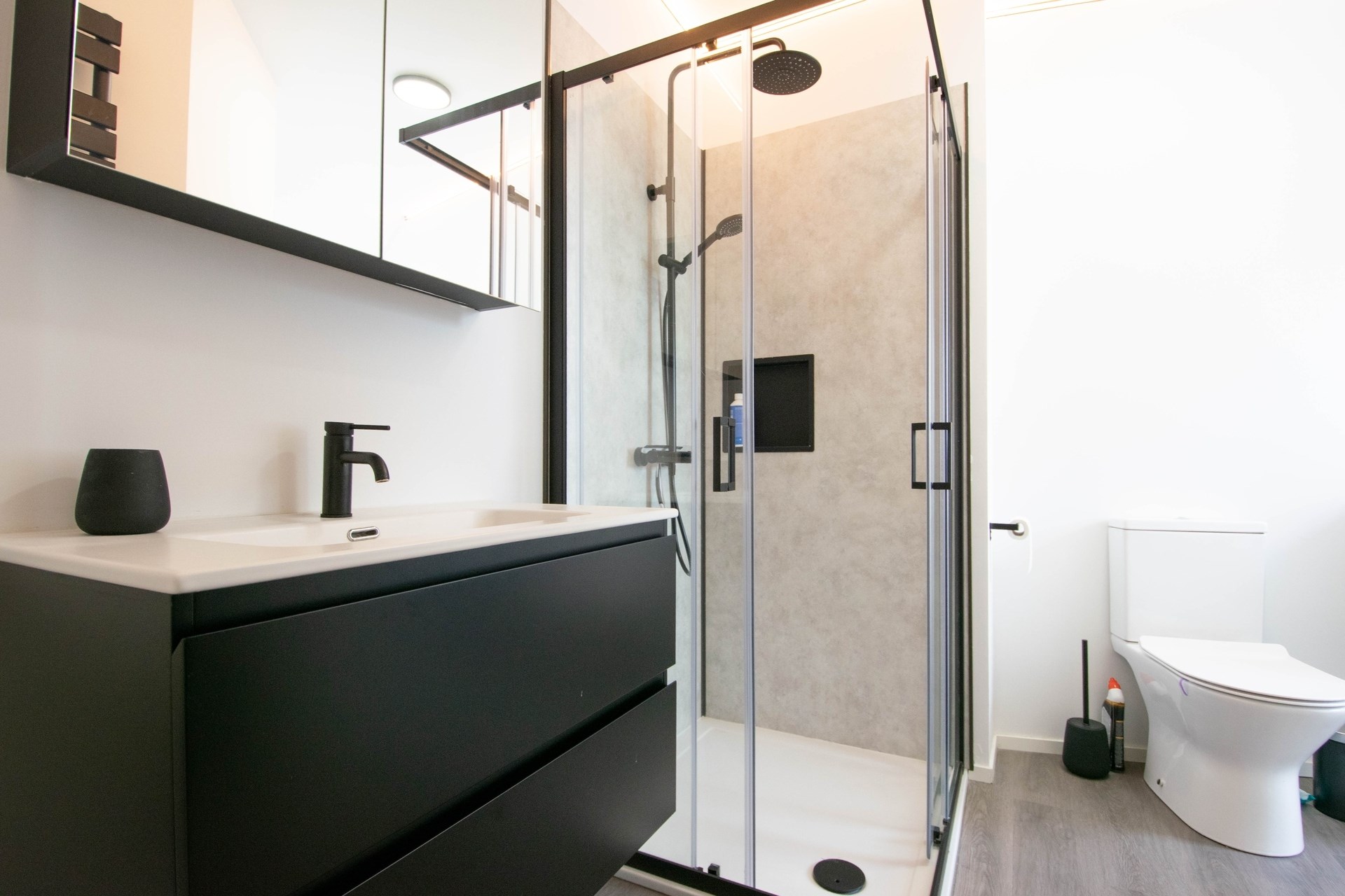 Apartment for rent in Sint-Gillis-Waas with 1 bedroom - photo 5