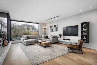 Commercial for sale in Lede