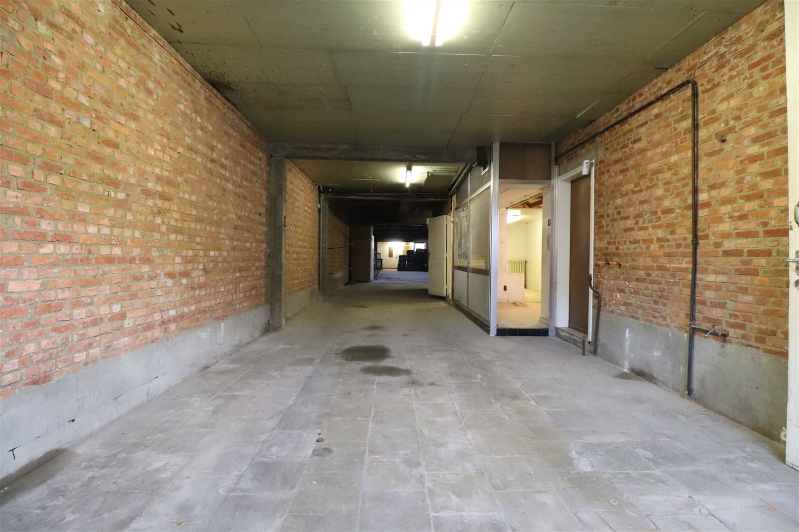 Magazijn te Deurne  - foto 1