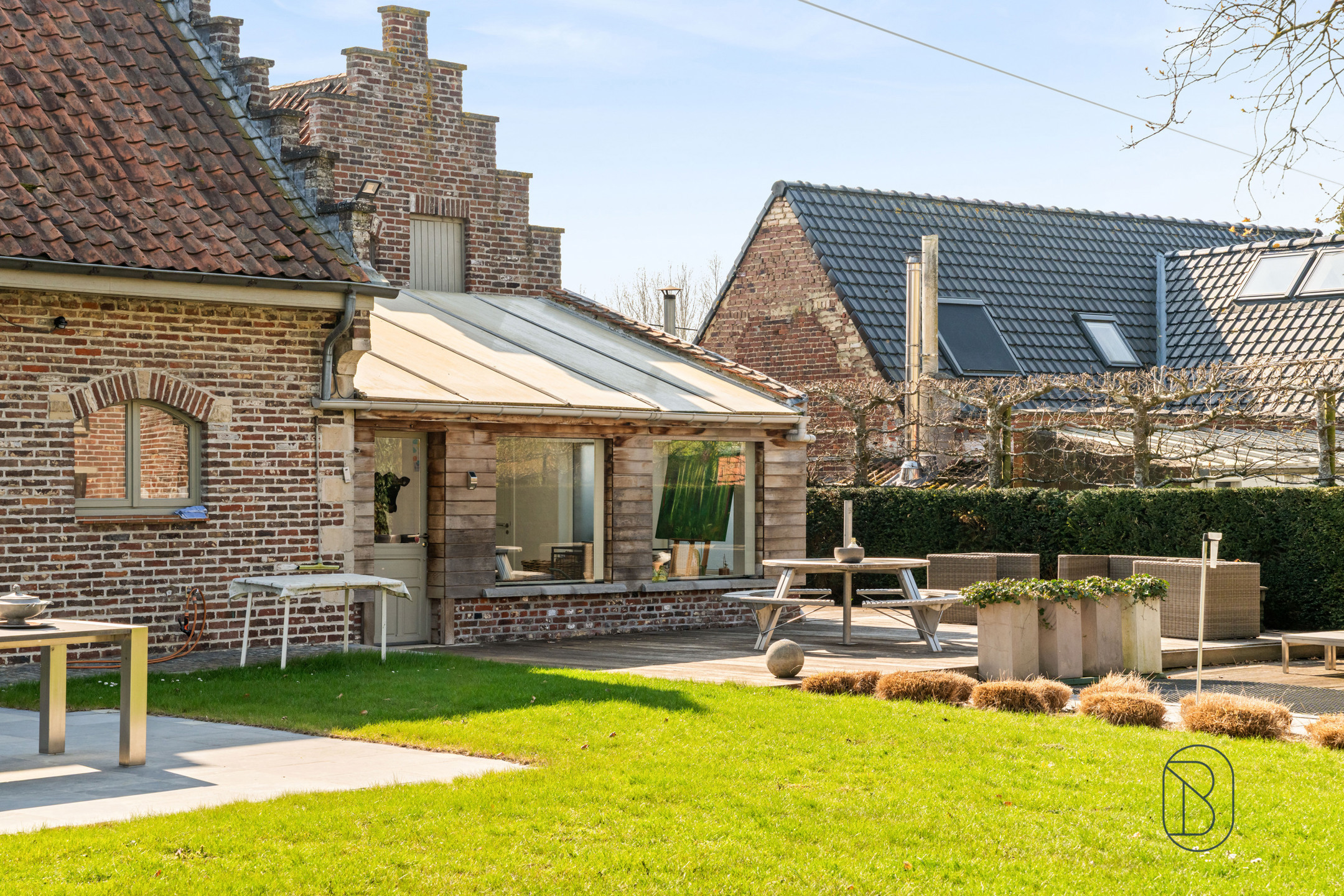 Charmante villa met tuin, garage en tal van mogelijkheden - foto 4