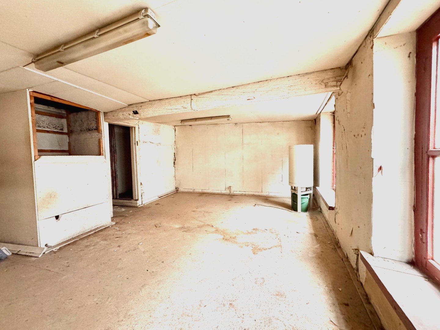 Charmant te renoveren handelspand - foto 5