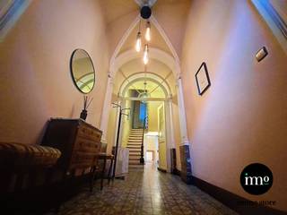 Immo Store presents this MAJESTIC MAISON DE MAÎTRE WITH GARDEN/PLOT, uniquely located right by the iconic LUCKY LUKE COMIC WALL in the very heart...