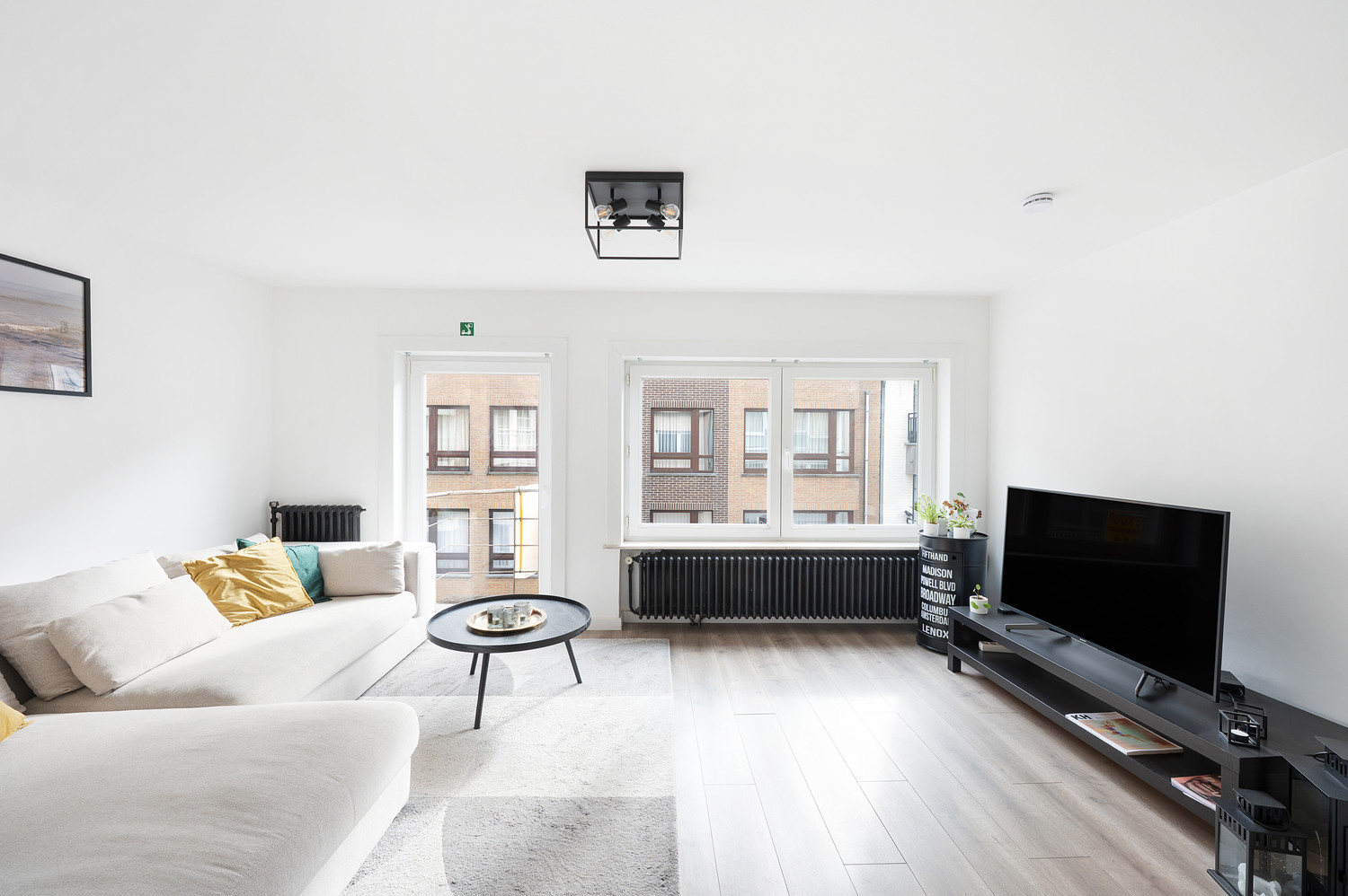 Instapklaar appartement te koop vlakbij het Heldenplein in Heist - photo 2