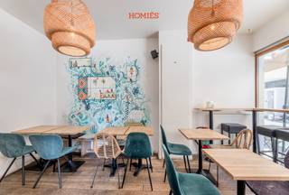 Dit handelspand is te huur op een absolute toplocatie in hartje Leuven, op de hoek van de levendige Parijsstraat – één van de drukst bezochte en...