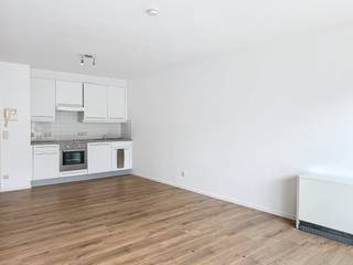 Joli studio à louer à Ostende, situé dans un très bon emplacement. Il y a de nombreuses commodités dans la région.<br /><br /><br />Disposition :<br />*Espace de vie avec coin couchage<br />*Cuisine ouverte<br />*Salle de bain avec toilettes, douche et lavabo<br />*Terrasse<br />