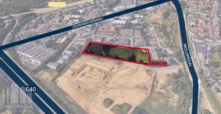 This business plot in Zaventem offers a unique combination of visibility and accessibility. Strategically located along the R0 and E40, the site provides an ideal base for logistics, distribution, manufacturing and other industrial activities. Brussels Airport is located just 5 km away, Brussels Port 10 km away, while direct connections to the E40, E19, E411 and E314 provide quick access to all major Belgian cities.<br /><br />The site benefits from excellent accessibility, with nearby bus lines, cycling highways and Zaventem railway station just 1.8 km away. Its central location within the country’s main transport corridors further enhances its appeal.<br /><br />The total site comprises <strong>18,834 m²,</strong> divided into <strong>3,914 m², 9,062 m²</strong> and 5,858 m², offering flexibility to accommodate a wide range of business profiles.<br /><br />Further information available upon request from<strong> PANORAMA B2B</strong> at<strong> 02 424 24 21</strong>.
